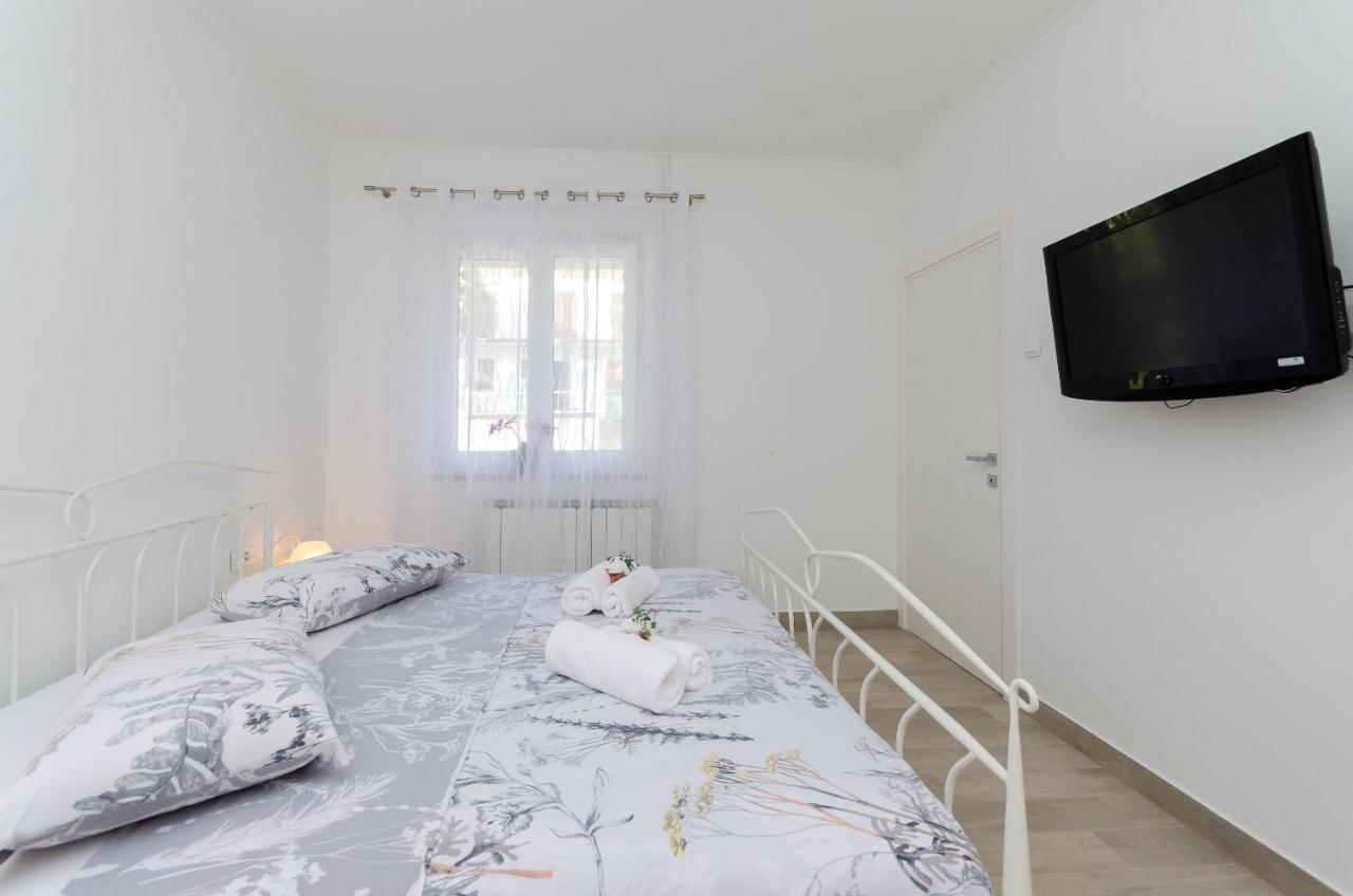 Apartment Zdenko Rovinj Ngoại thất bức ảnh